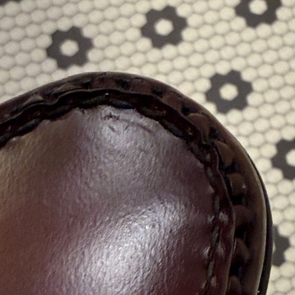 G.H. Bass & Co. Burgundy Loafers - Picture 13 of 13